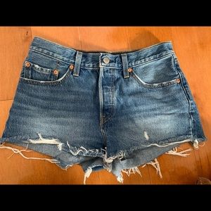 501 original Levi’s Jean shorts
